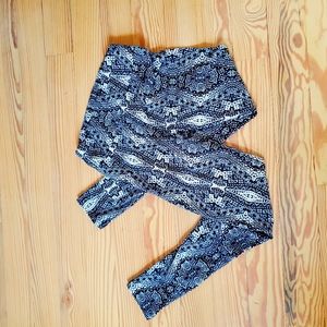 LuLaRoe One Size Leggings